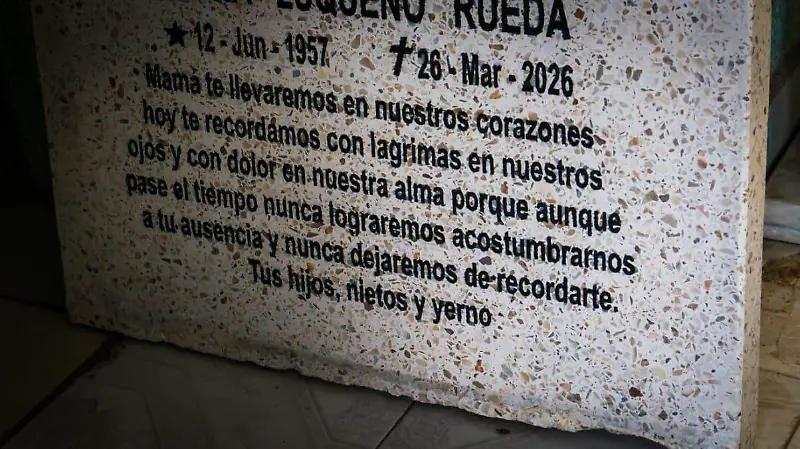 EPITAFIOS 10 DE MAYO DÍA DE LAS MADRES PANTEÓN SAN MIGUEL TULANCINGO 